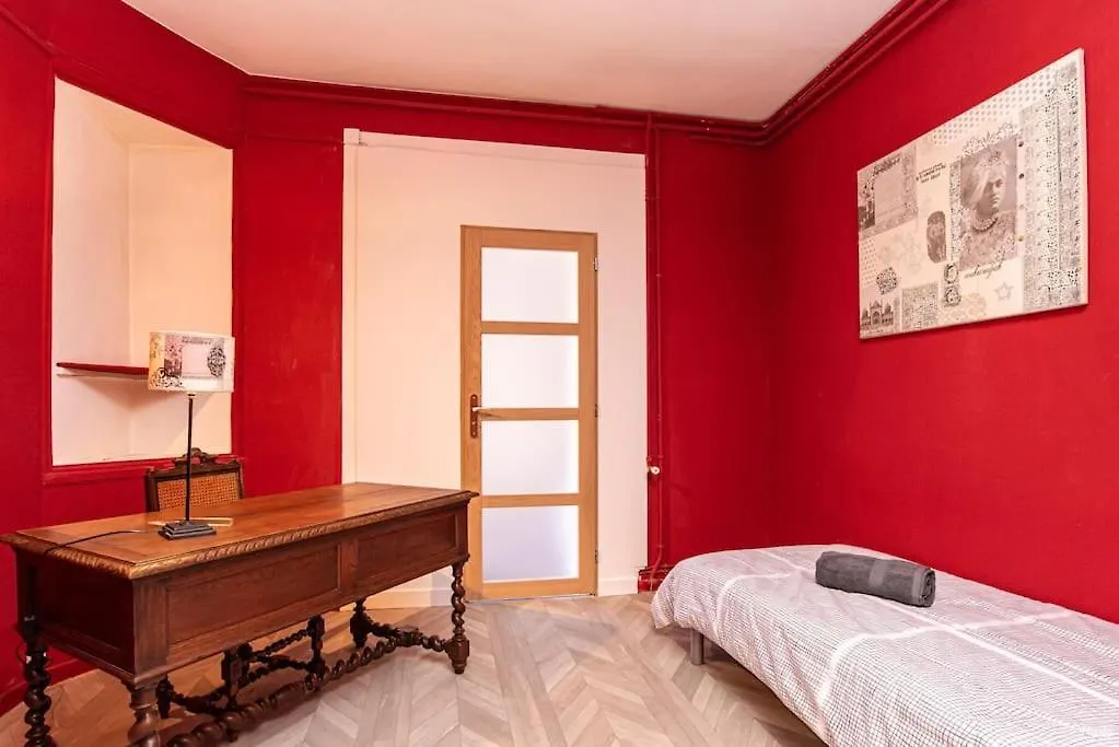 Villa Olympe Montauban 0*,  France
